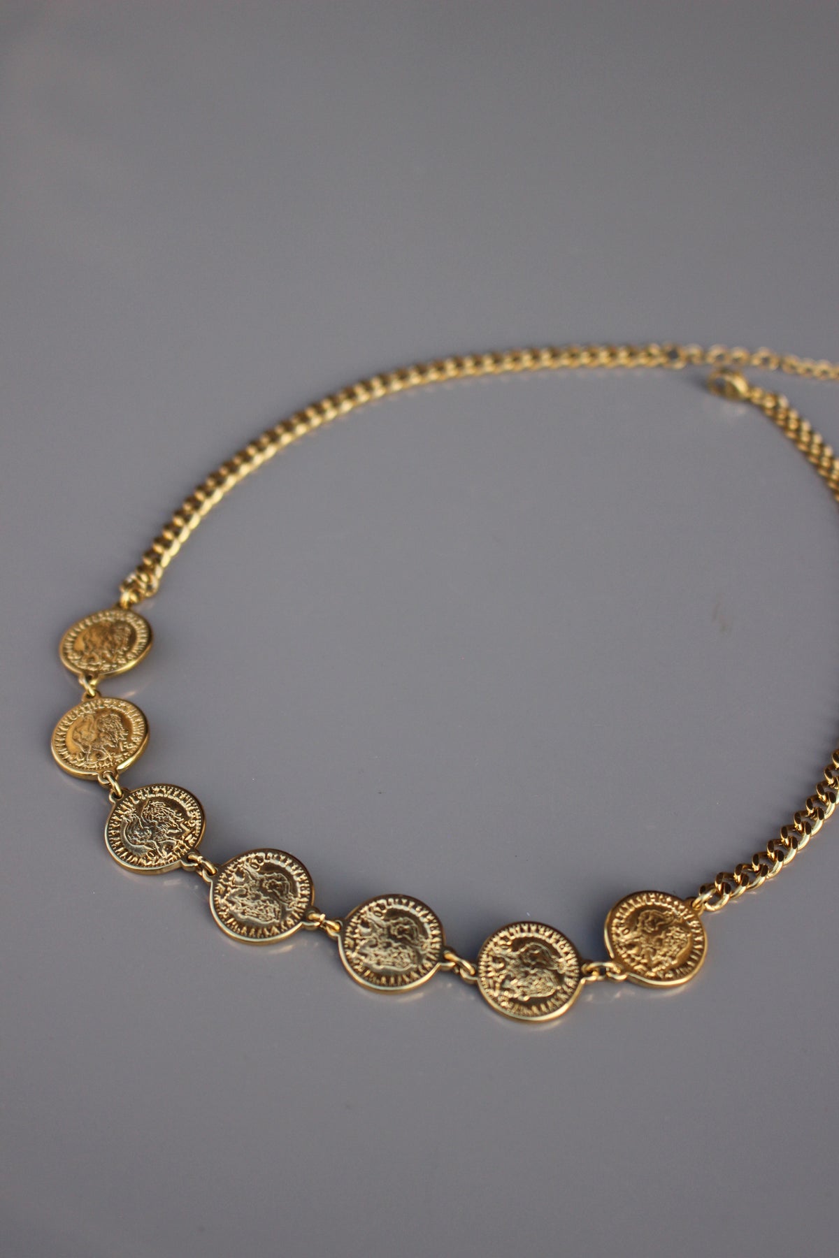 Choker Coinen
