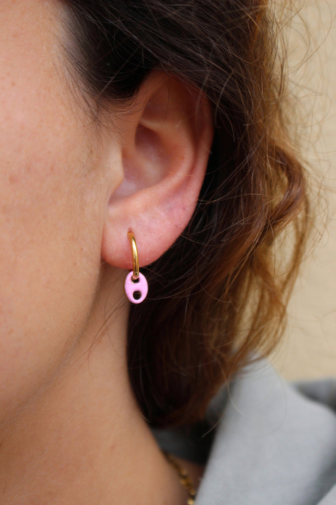 Cliped Hoops