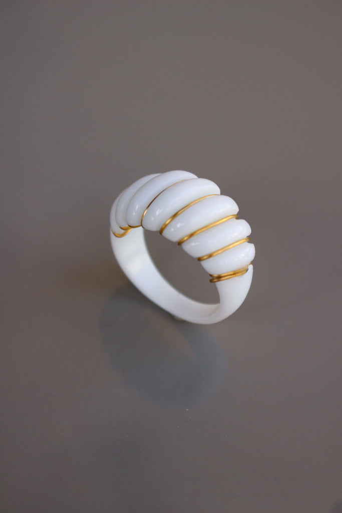 Anel Twisted Color White